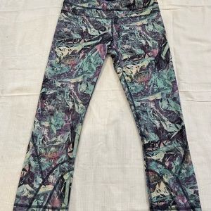 Lululemon cropped leggings